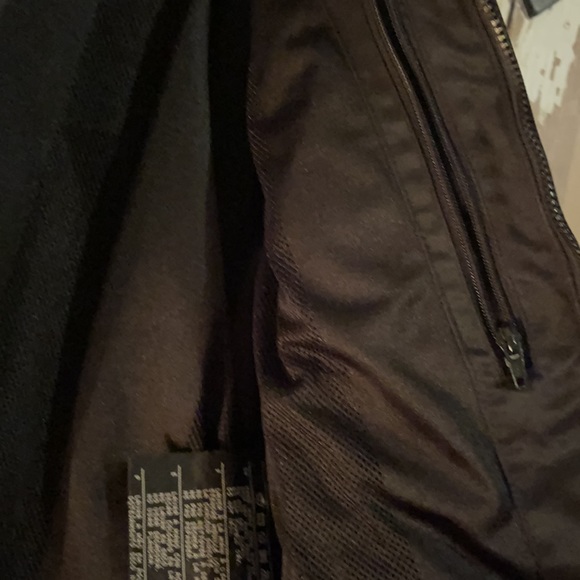 Harley Davidson fashion jacket pre loved. - Picture 8 of 16